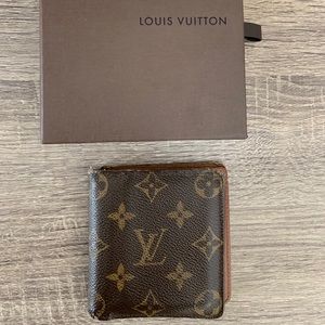 Authentic Louis Vuitton Men’s Wallet